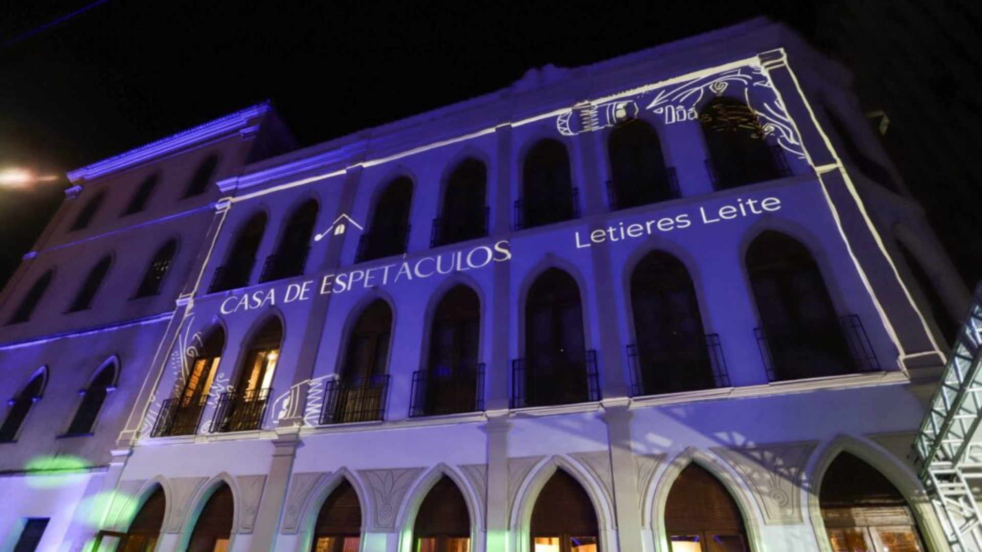 Prefeitura inaugura Casa de Espetáculos Letieres Leite para fomentar economia criativa e amplia polo cultural no Centro Histórico